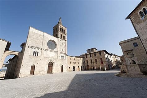 Bevagna, Italy: places to visit in the Umbrian town of Bevagna